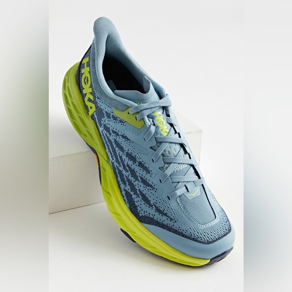 HOKA ONE ONE® Speedgoat 5 GTX Running Shoe Size 12.5 2E Wide USED CONDITION - Picture 1 of 16